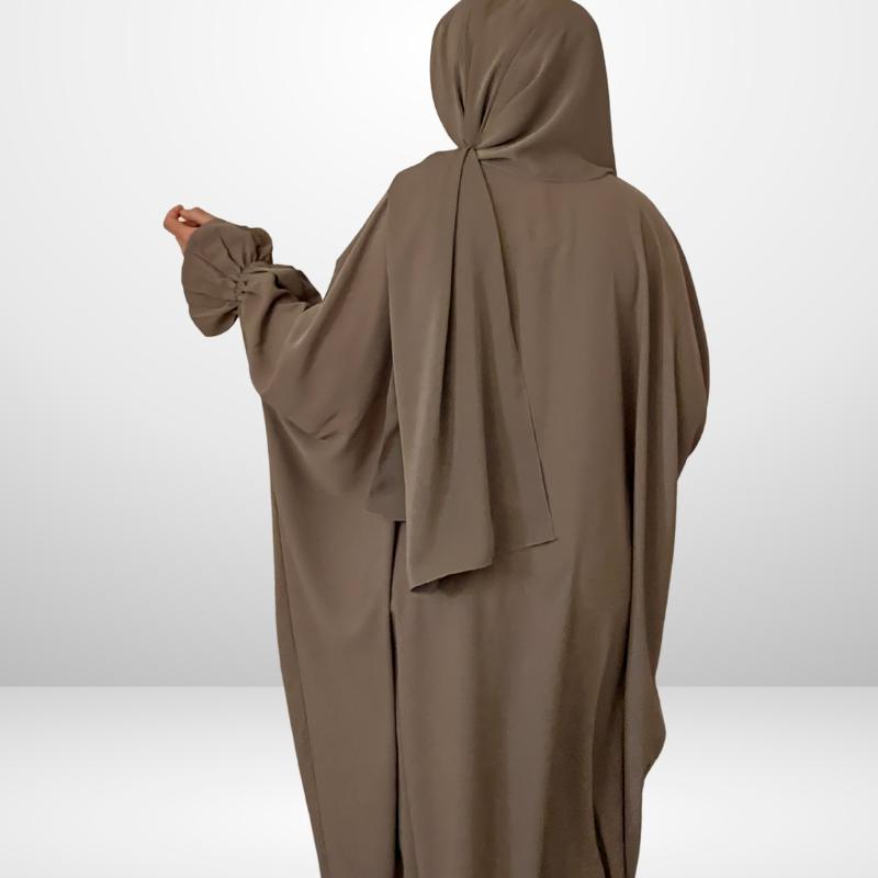 Abaya saoudienne en soie de Médine