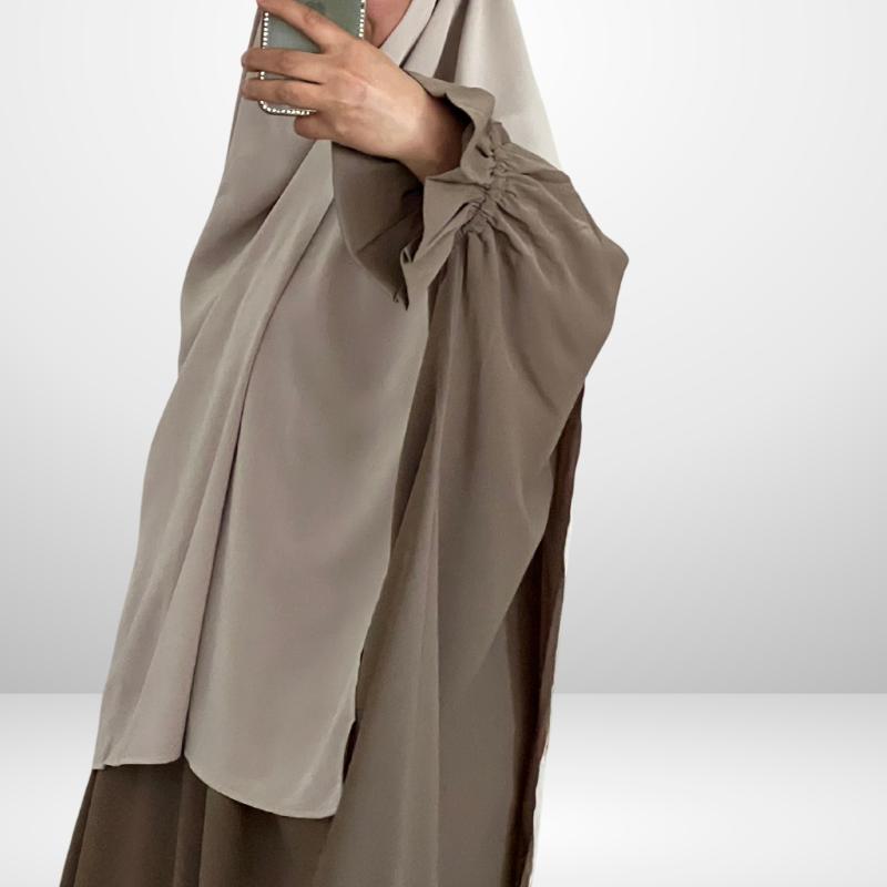 Abaya saoudienne en soie de Médine